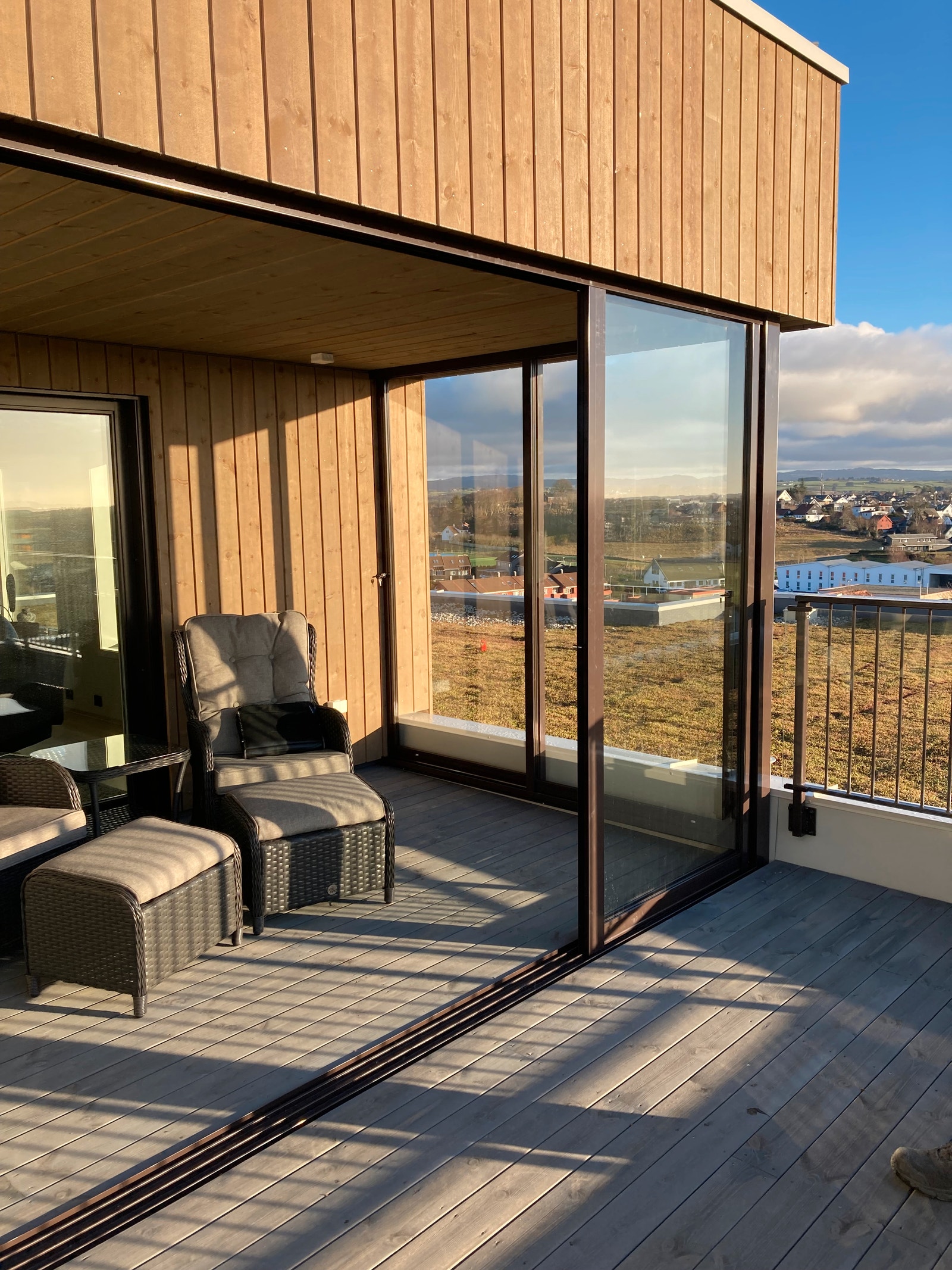 Illustrasjonsfoto, innglassa terrasse, omsøkt sept.2025