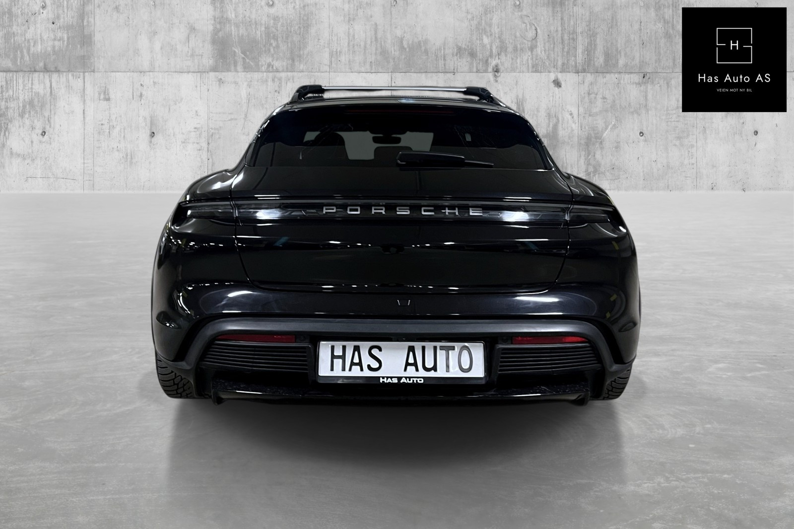 Hovedbilde av Porsche Taycan Cross Turismo