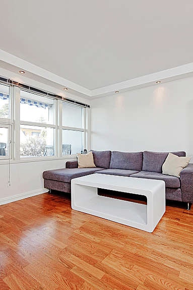 Down-lights i himlingen. Galleribilde