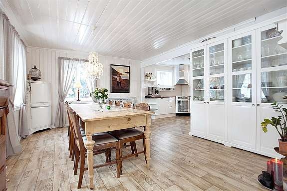 Kjøkken og spisestue Galleribilde