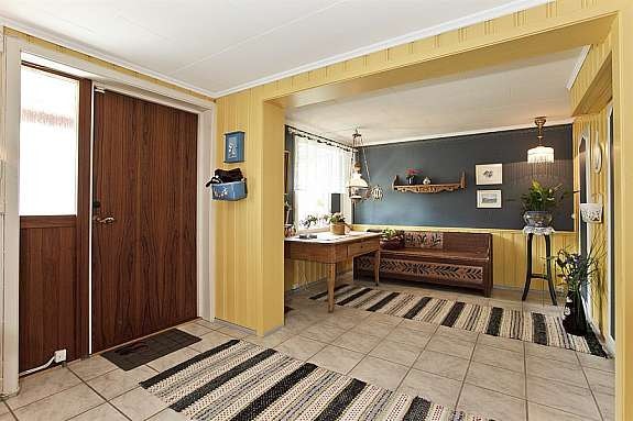 Stor hall. En del har tidligere vært soverom. Galleribilde