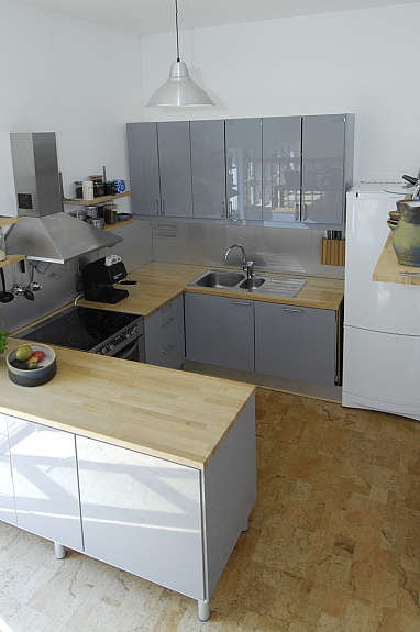 Kjøkken sett fra spisestuen Galleribilde