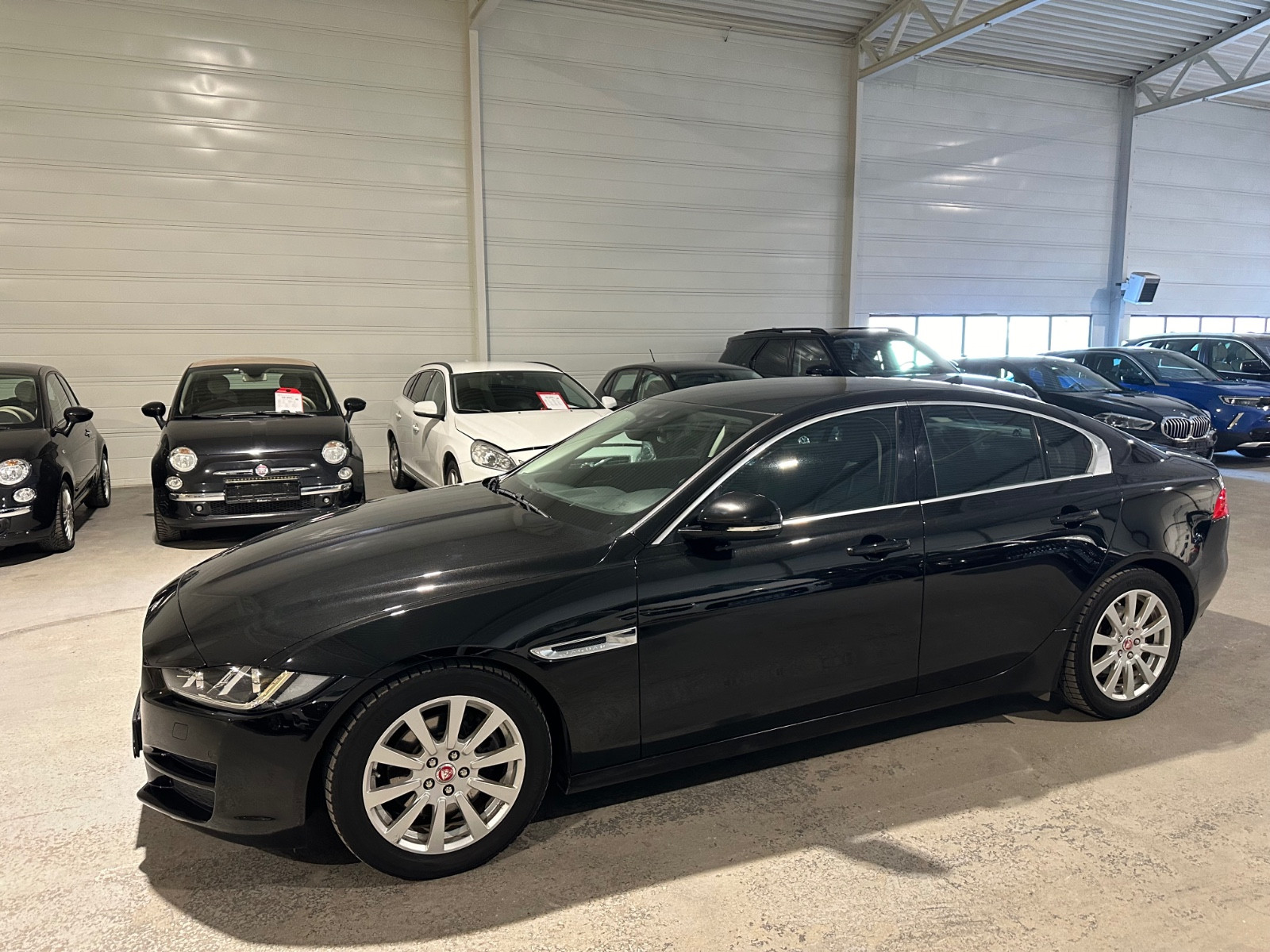 Jaguar XE Jaguar XE 163hk Skinn|Webasto|Kamera|Navi 3