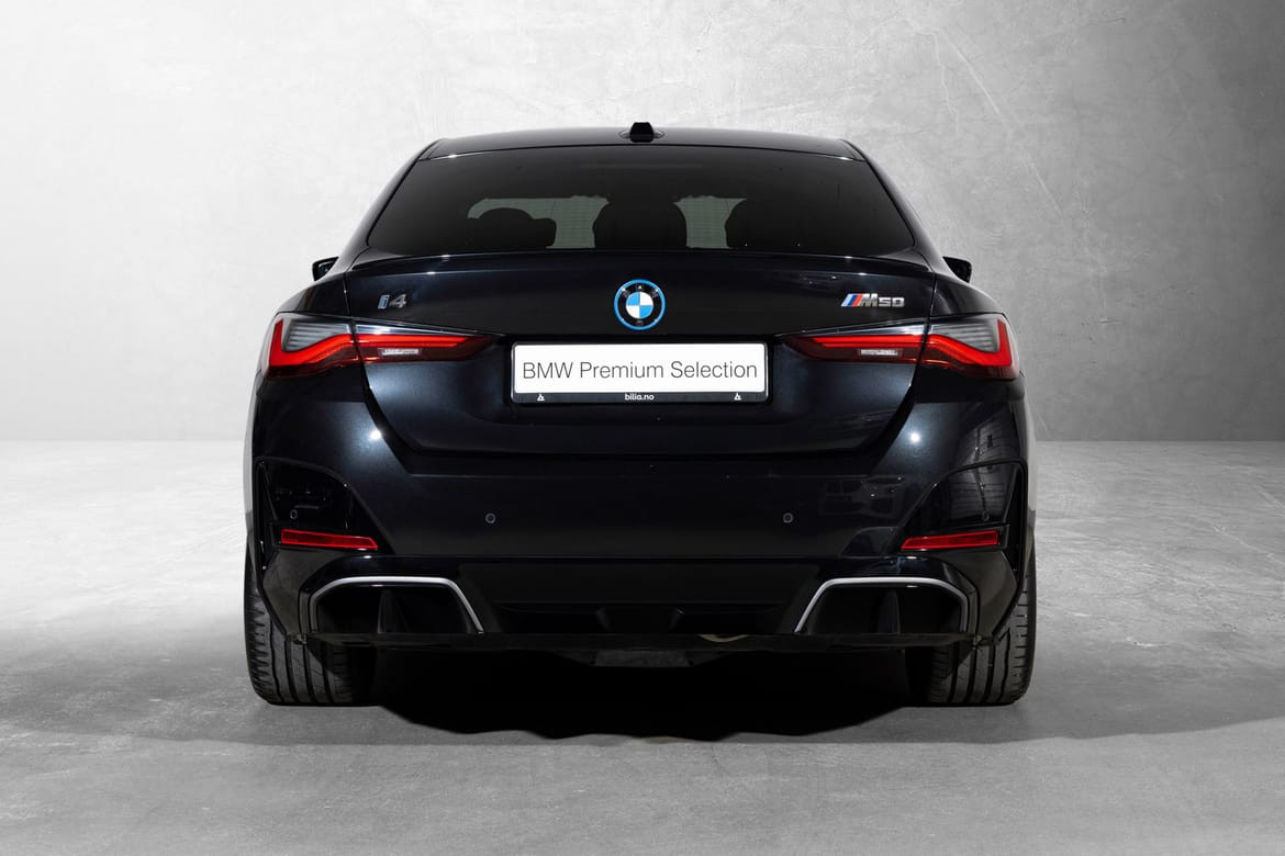 BMW i4 M50 Fully Charged, M Seter, Soltak, Harman/Kardon, Karbon 2