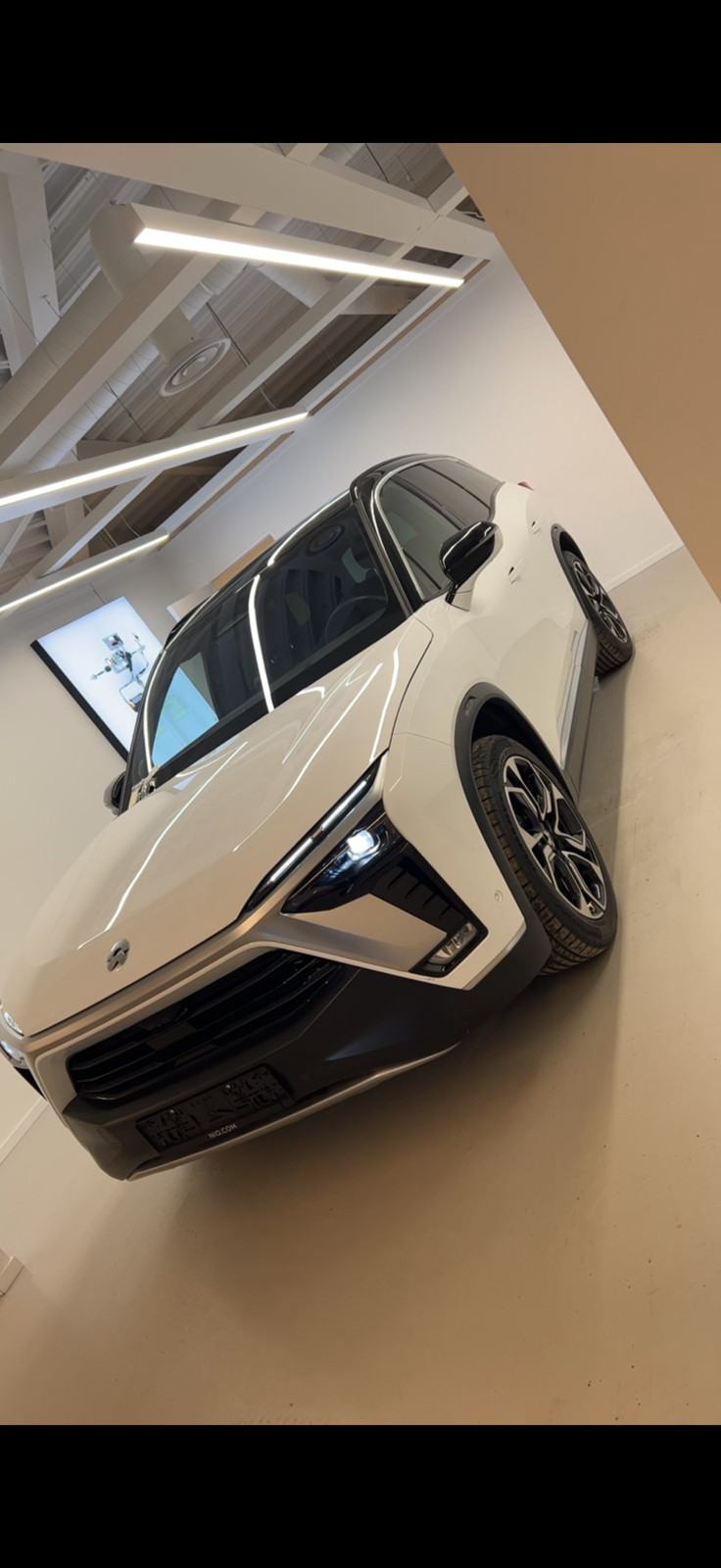 NIO ES8 7SETER 100KW LR TOPPUTSTYRT!