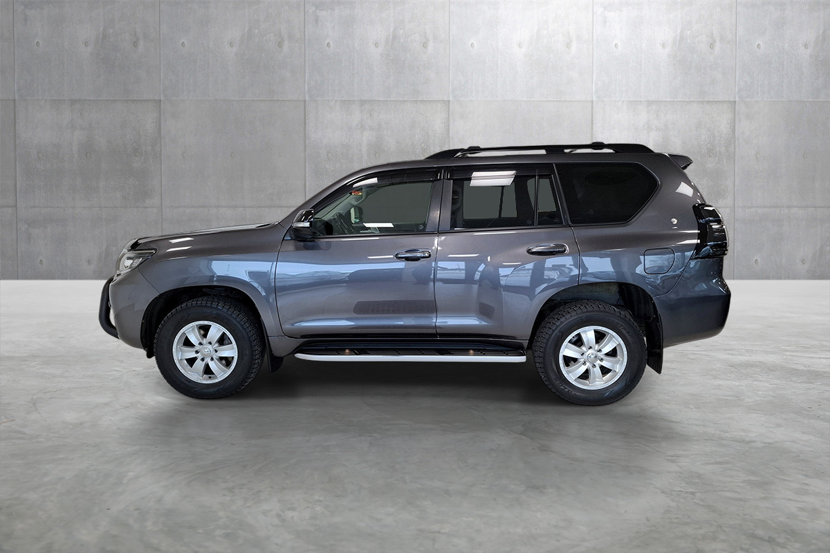 Toyota Land Cruiser 2,8 D-4D VX aut 3