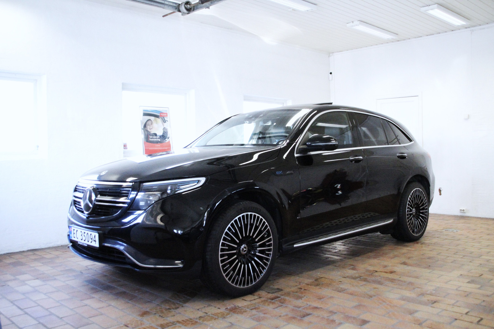 Mercedes-Benz EQC 400 4MATIC AMG SOLTAK+21"+ACC+SKINN+KROK+NAVI+NY EU! 2