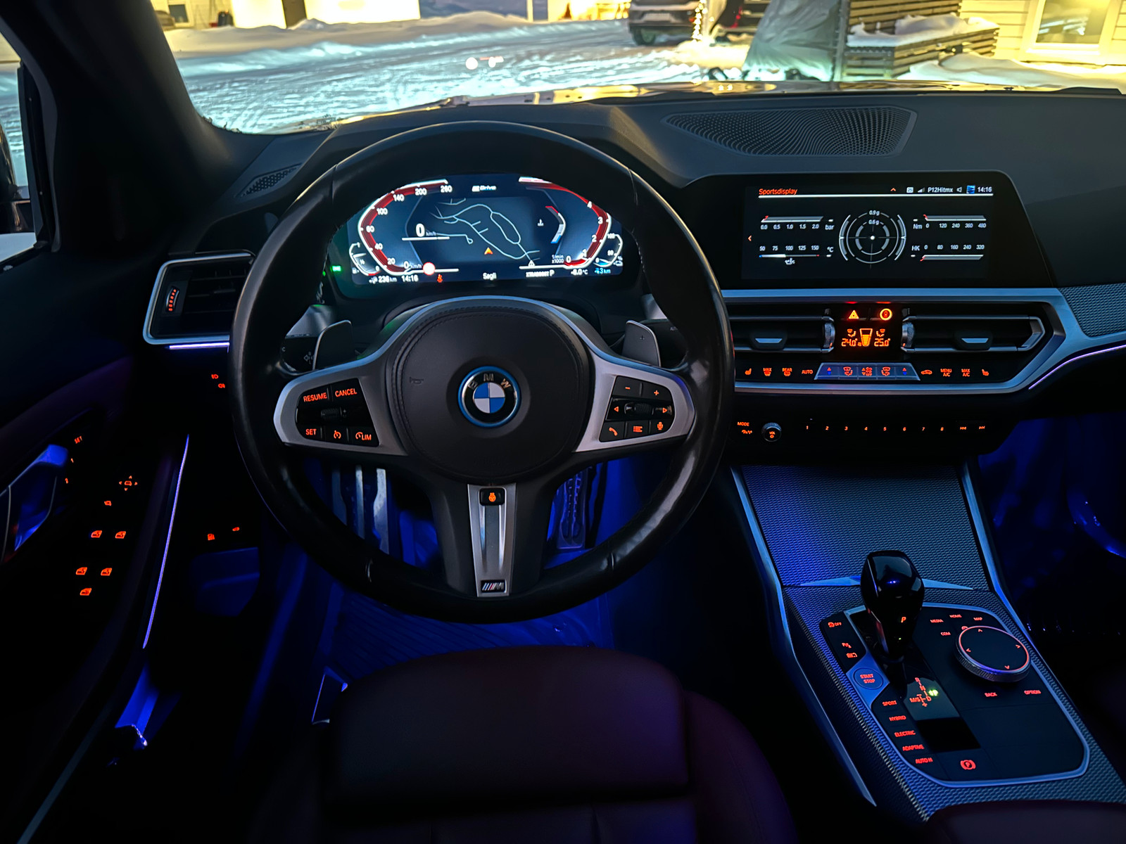 BMW 3-serie 330e xDrive eDrive M Sport (K) 3