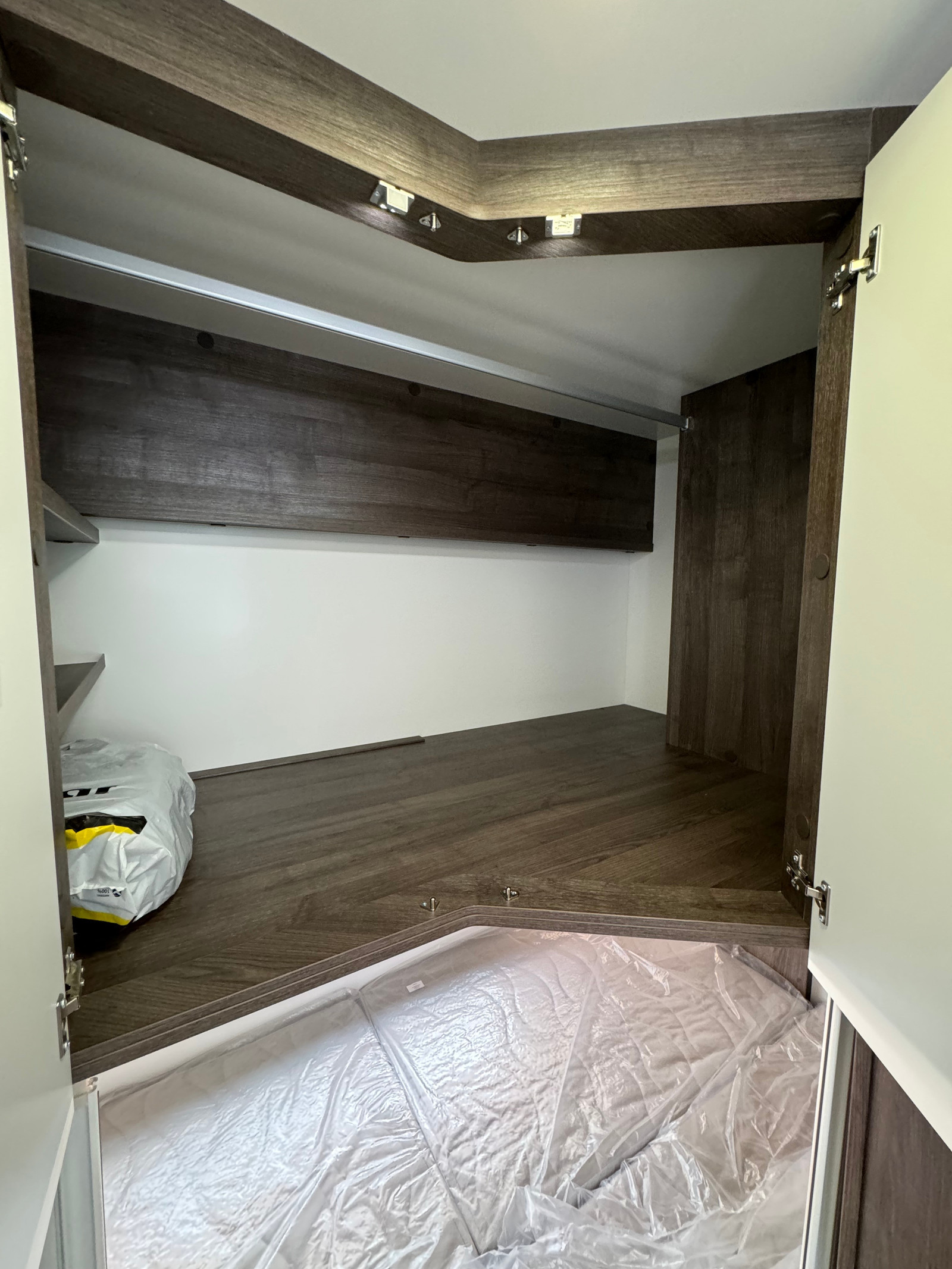 Gallery image 17