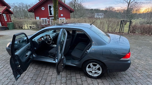 Mitsubishi Lancer 3