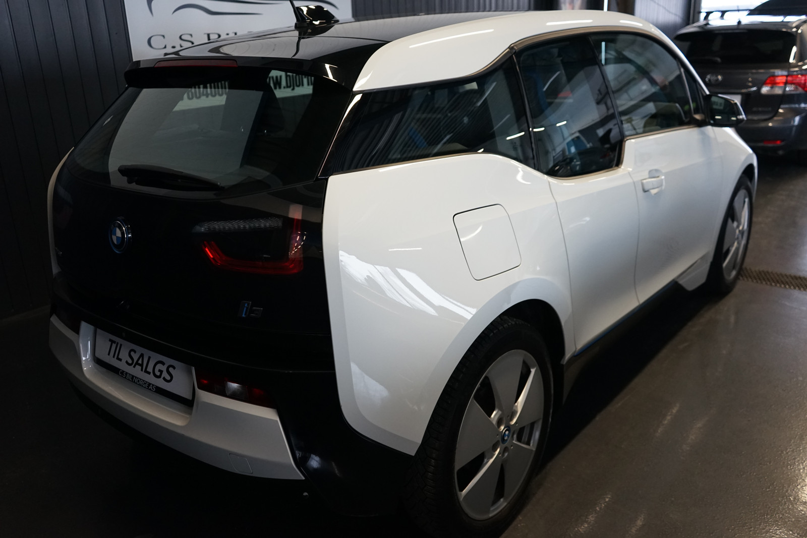 BMW i3 170hk 60ah Comfort Advanced/LED/Navi Harman K! 1 eier! 2