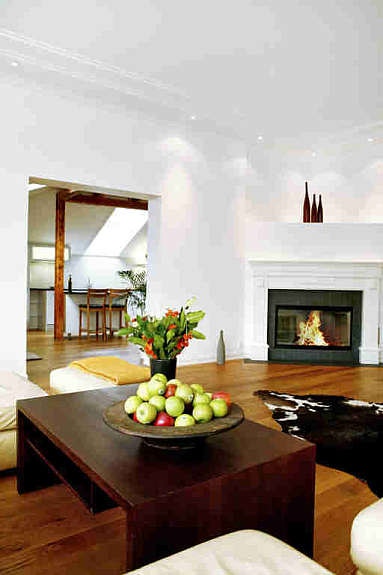 Dagligstuen med peisen Galleribilde