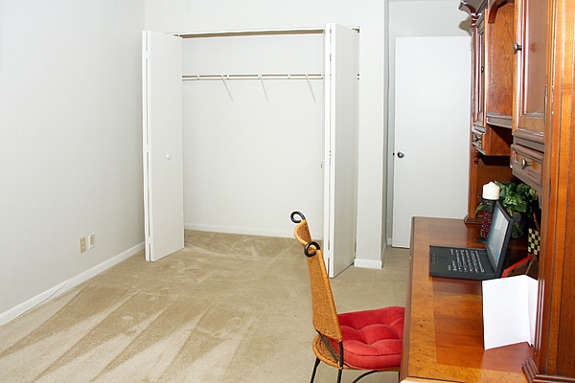 Soverom nr. 3 skap Galleribilde