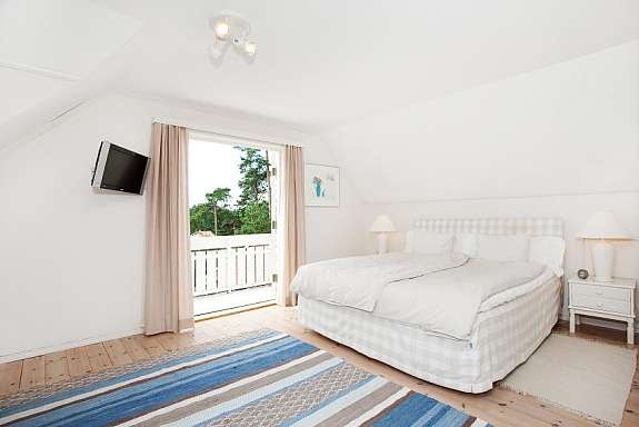 Hovedsoverom med balkong og omkledningsrom Galleribilde