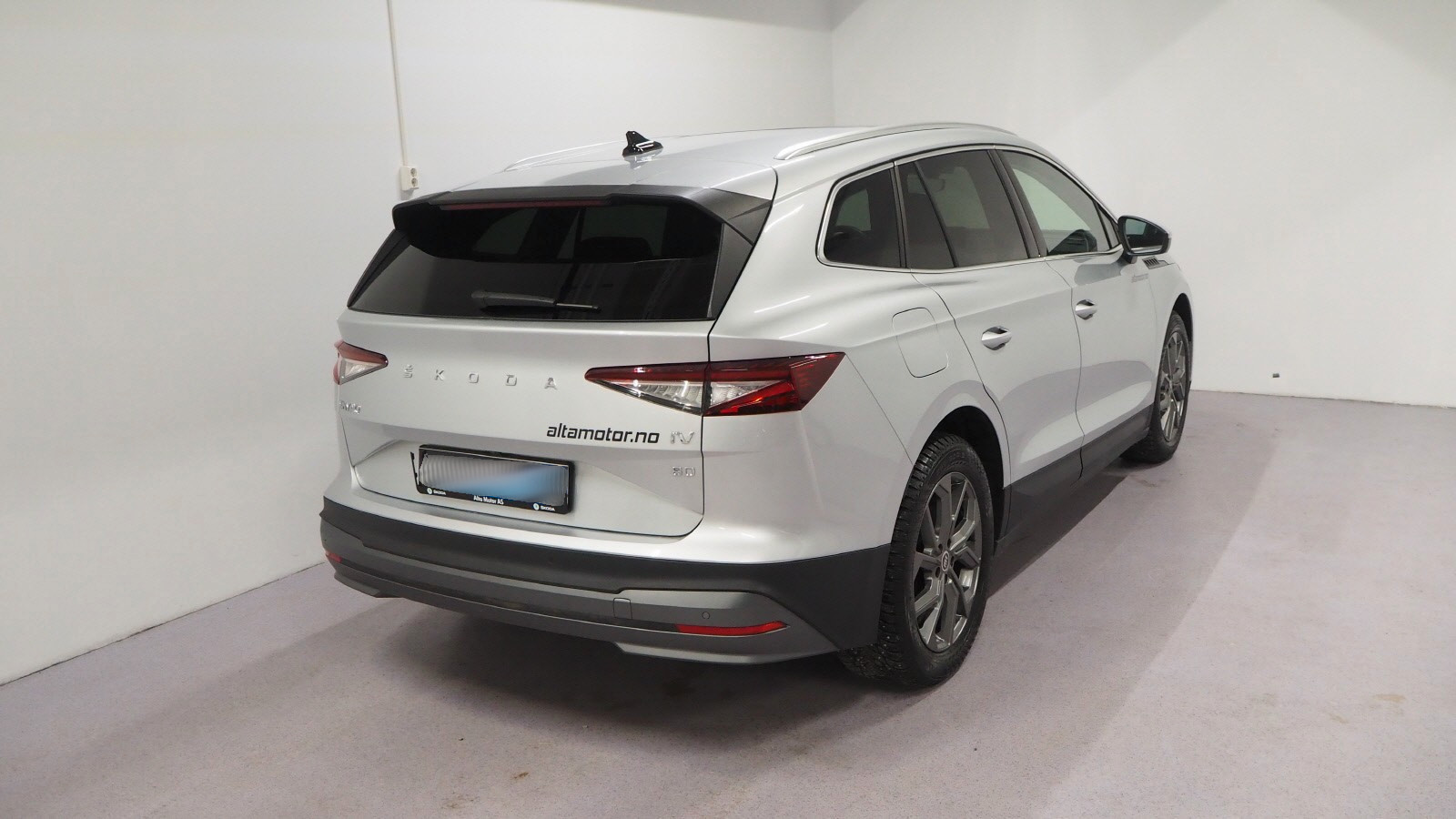 Skoda Enyaq ny pris - iv 80 high plus suite, krok, HUD, panorama++ 3