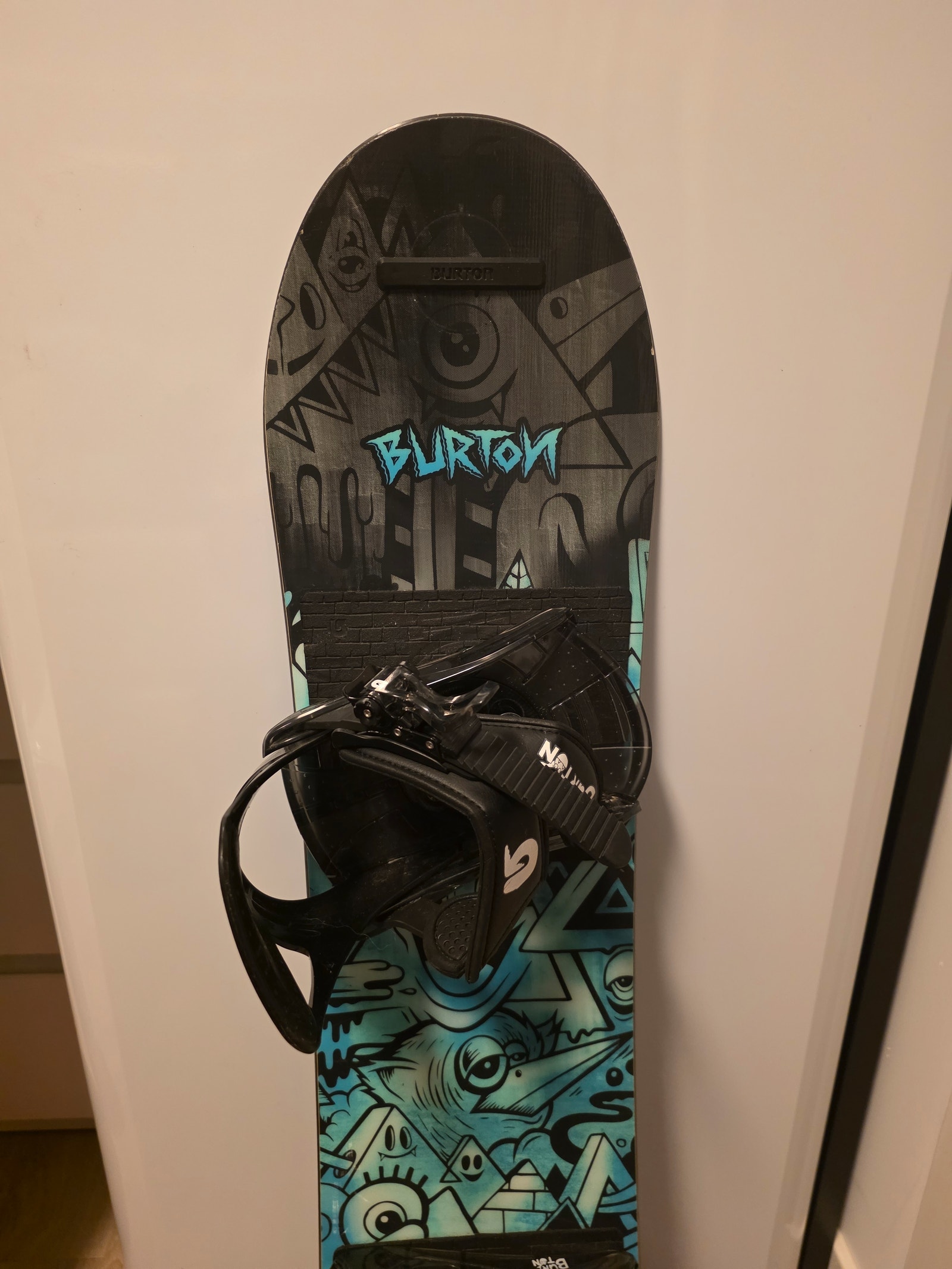 Burton Chopper Snowboard 100cm m/ Burton Grom Boa 33 | FINN
