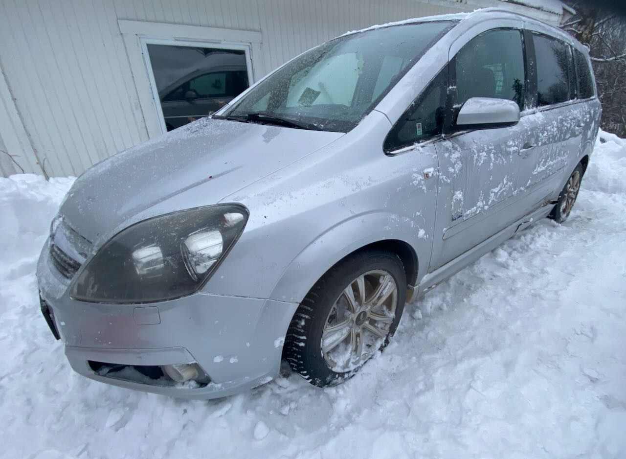Opel Zafira 2