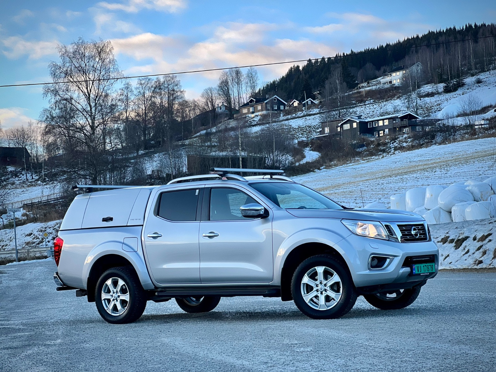 Nissan Navara 190HK/Aut/Plantopp/Webasto/Kamera/Klima/Tectyl/1Eier 2