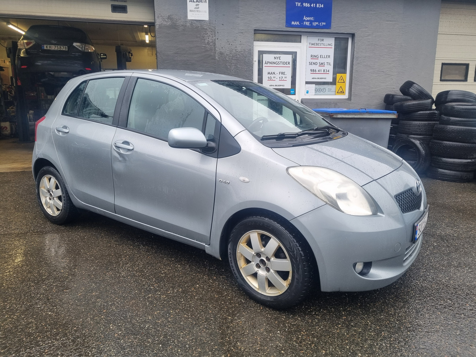 Toyota Yaris Eu til Sept. 2026-reg kjede-s hefte-ny travers-8 hjul 3