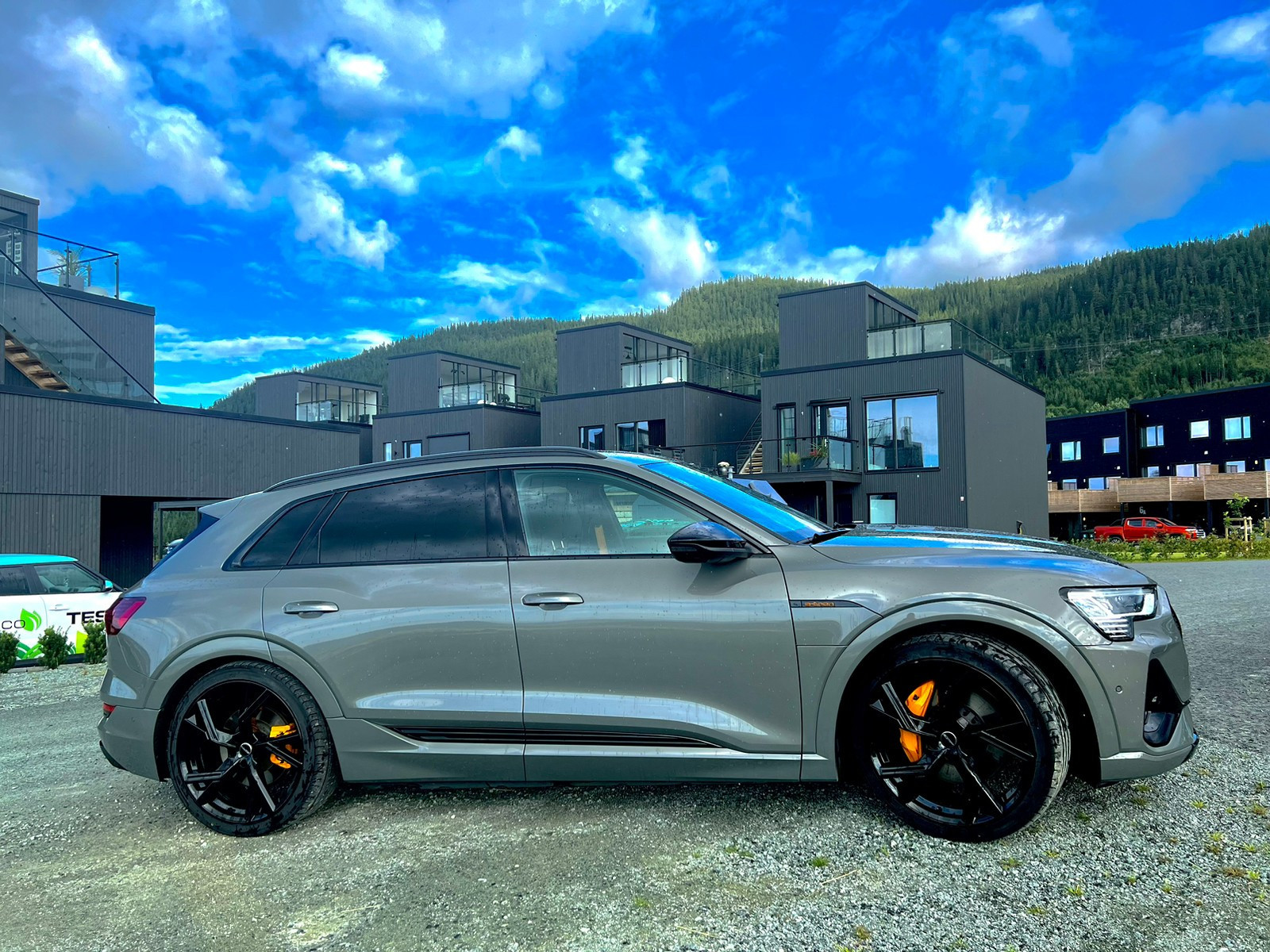 Audi e-tron 55, Black Edition, S-Line