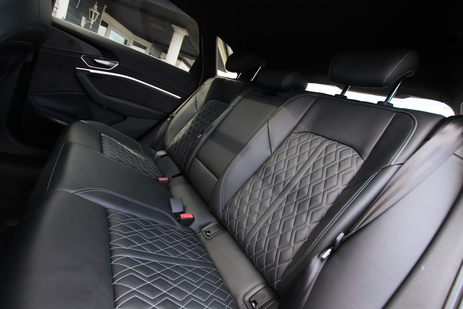 Hovedbilde av Audi e-tron