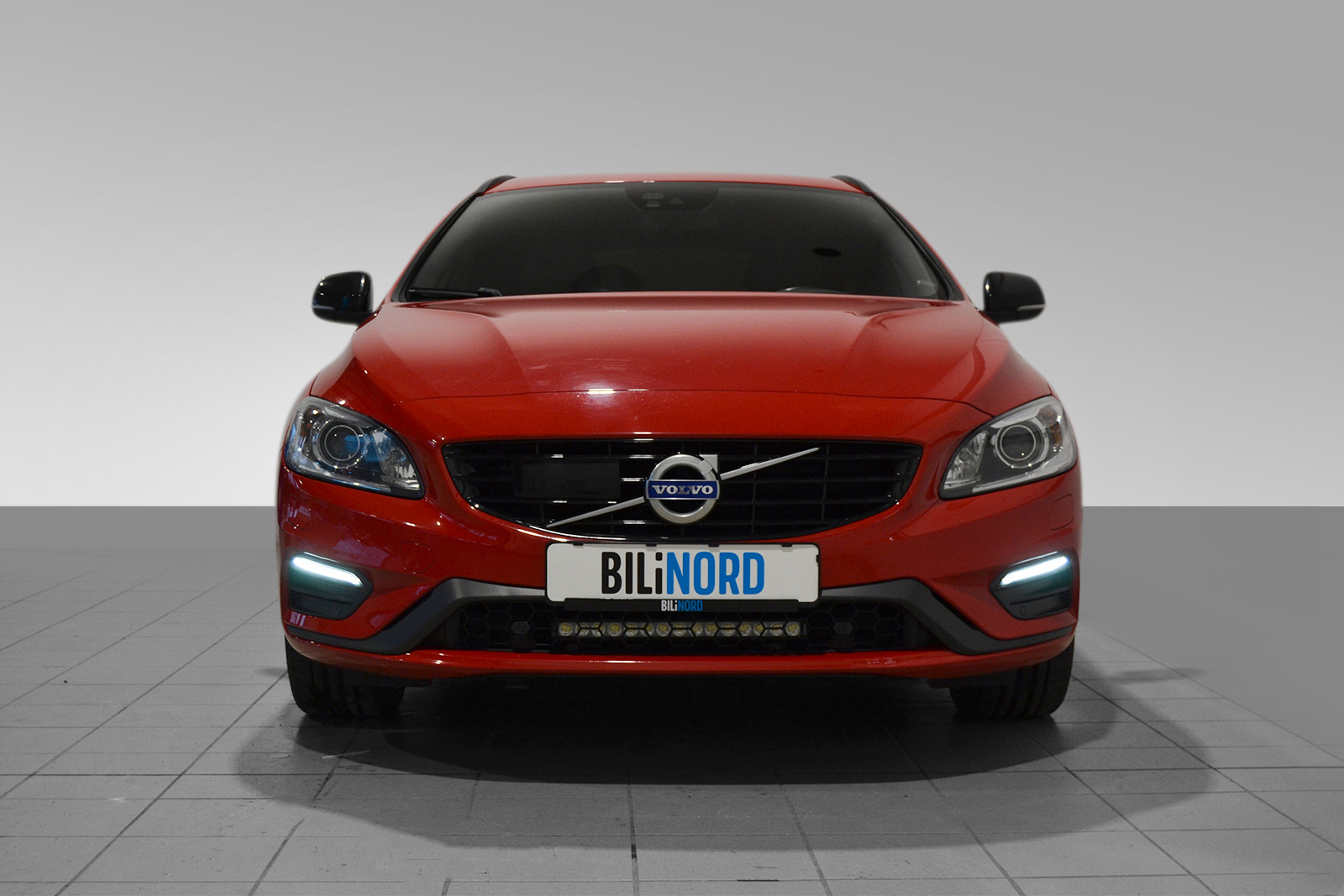 Volvo V60 D5 R-Design Twin Engine 3