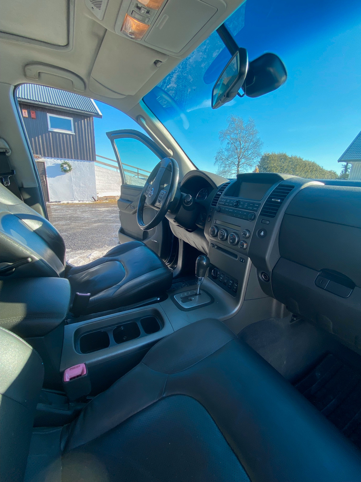 Nissan Pathfinder 2,5 DCI SE Aut 2