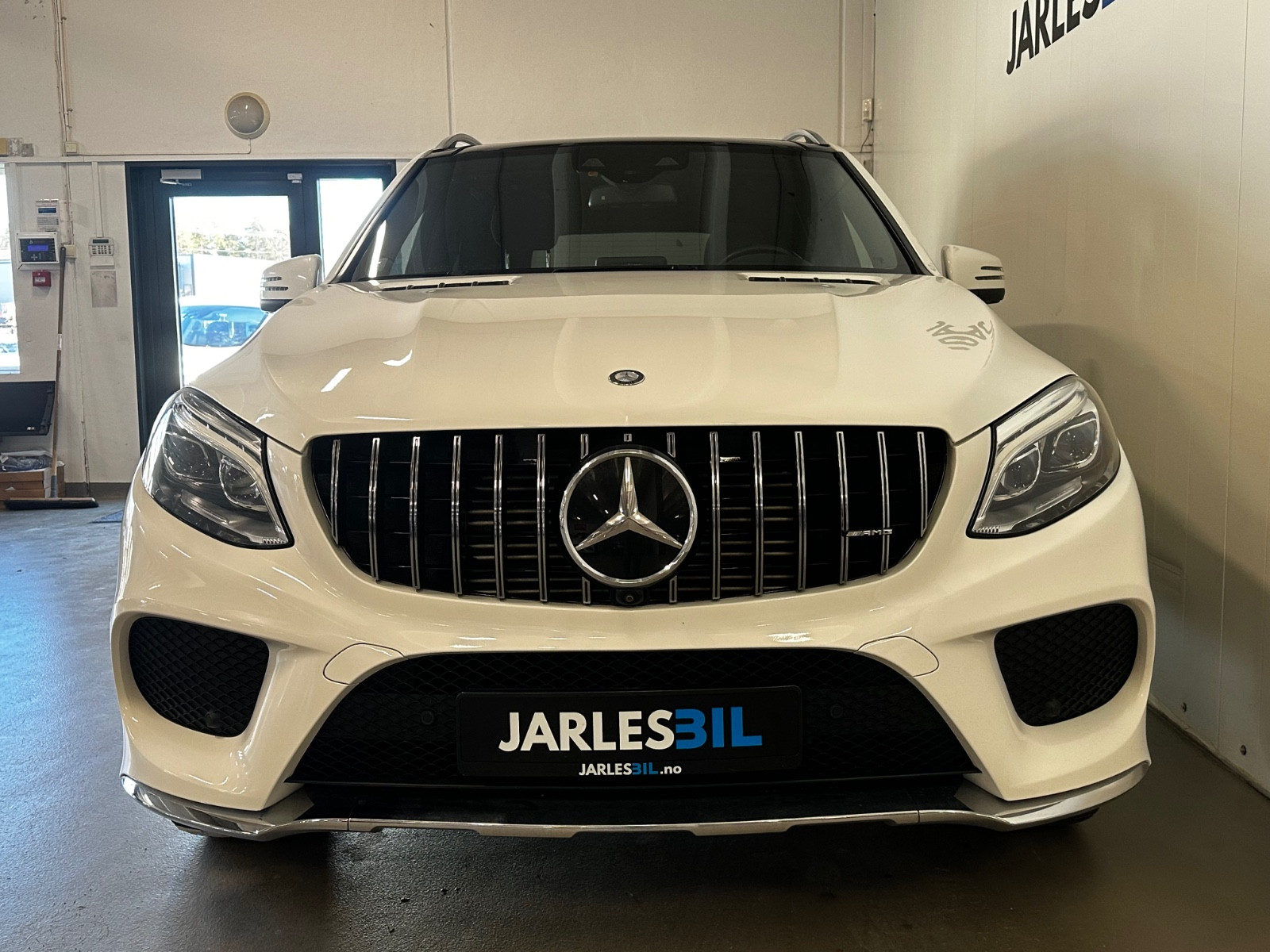 Mercedes-Benz GLE 250D 4MATIC AMG/ACC/360/LED/Webasto/Pano/Krok/Navi/DAB+ 2