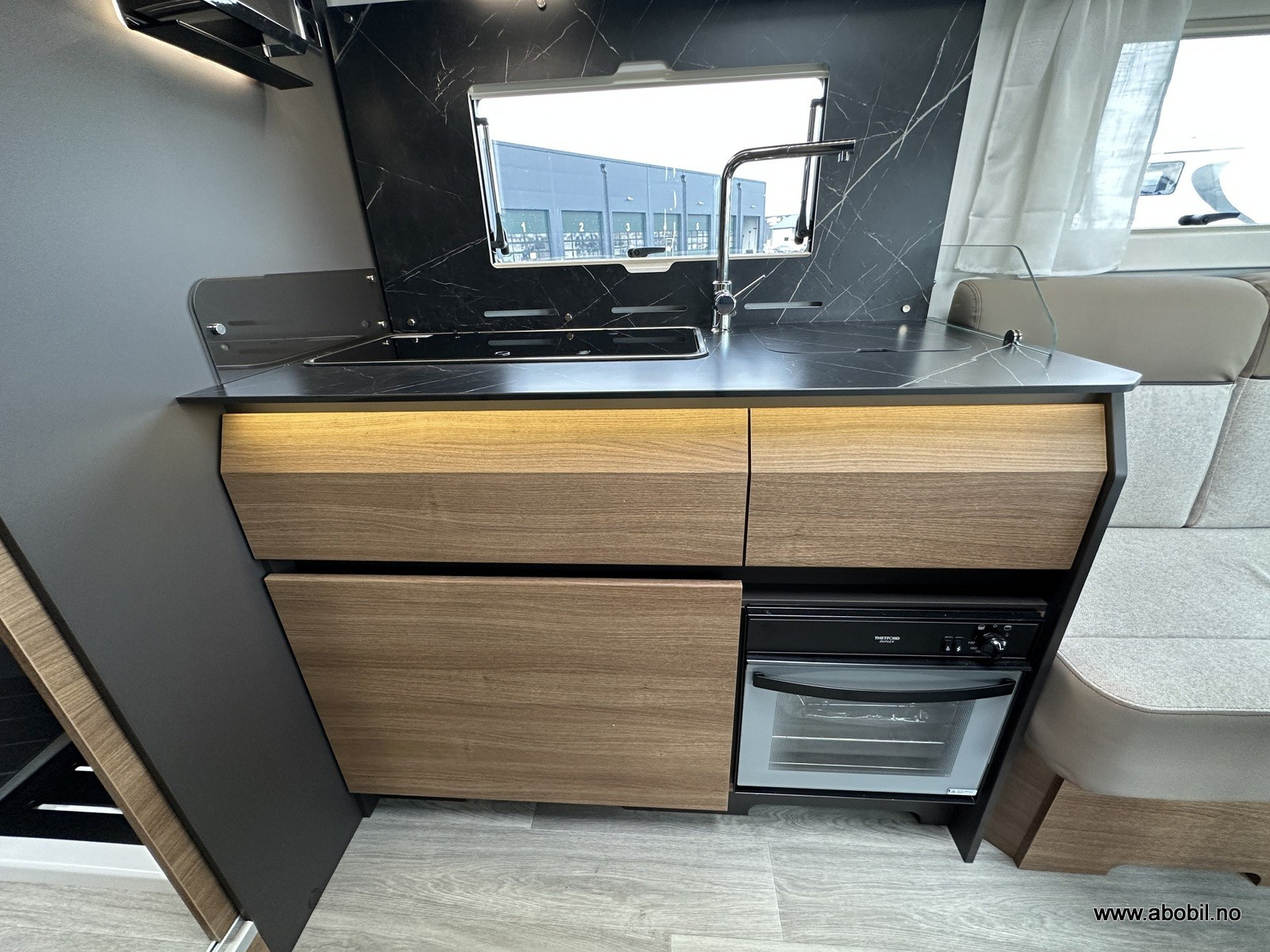 Gallery image 14