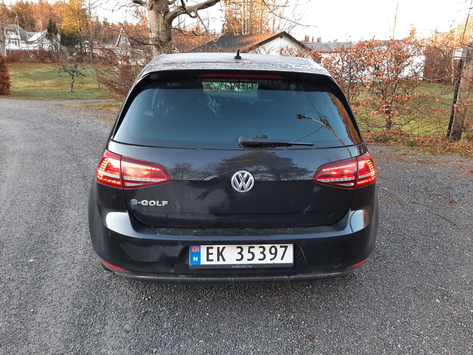 Volkswagen Golf E-GOLF EXCLUSIVE 5D 3