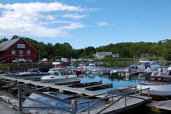 Fasade fra sjøen 2 Galleribilde