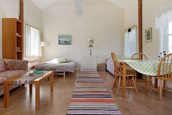 Gästrum i flygelbyggnaden Galleribilde