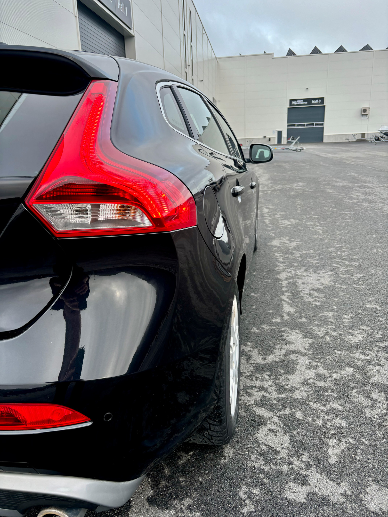 Volvo V40 R-Design / krok / Sport.skinn / eu2026 3