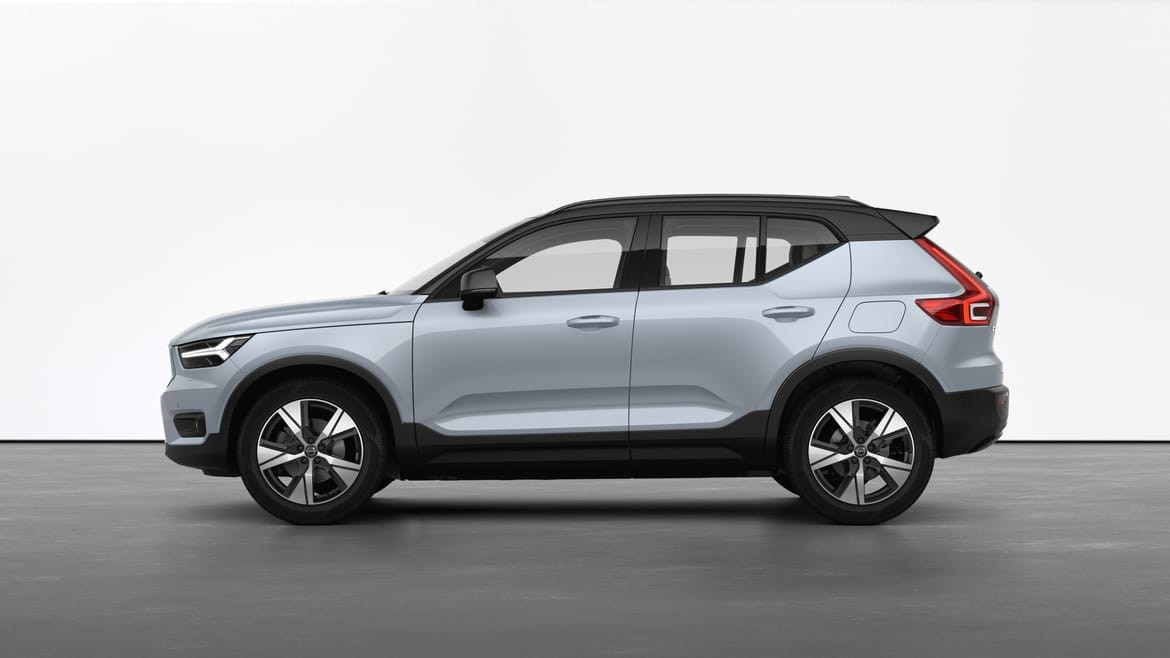Volvo XC40 Recharge Plus SEMI.EL.HF|ACC|BLIS|R.KAM|VARMEP.|19"+ 2