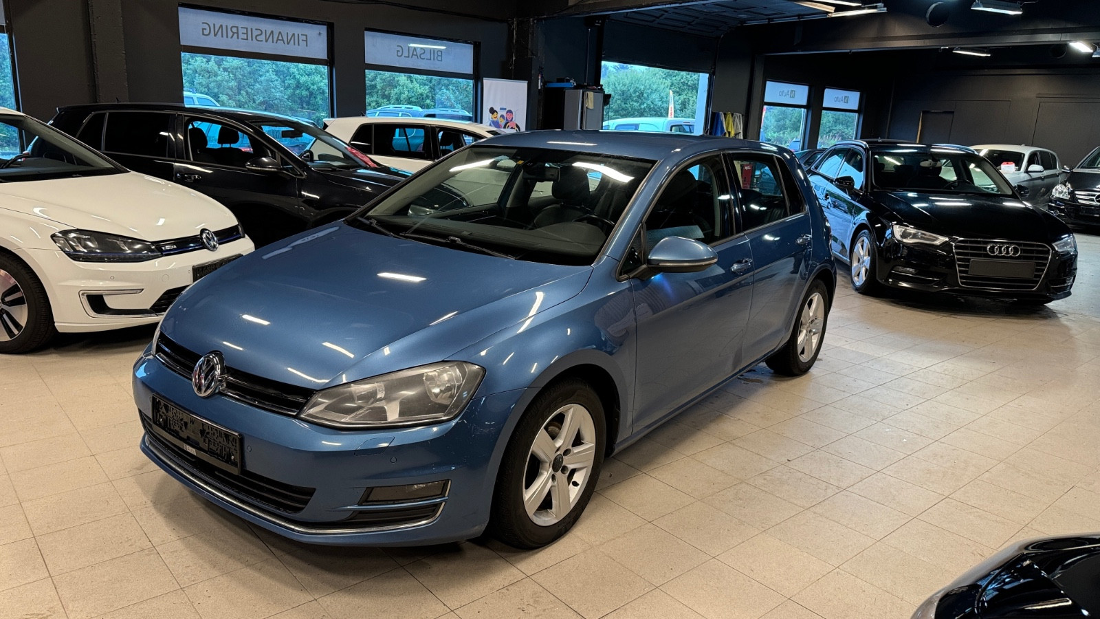 Volkswagen Golf Diesel Automat/ Ny eu / Highline/ DAB/ CC/ NYE DEKK 2