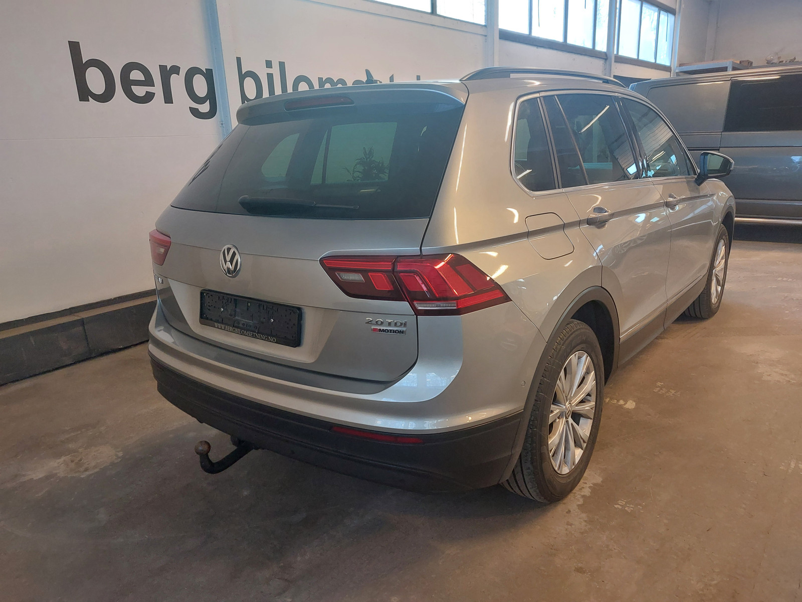 Volkswagen Tiguan 2,0 TDI 150hk 4M DSG Highline Webasto krok ACC Ryggek 3