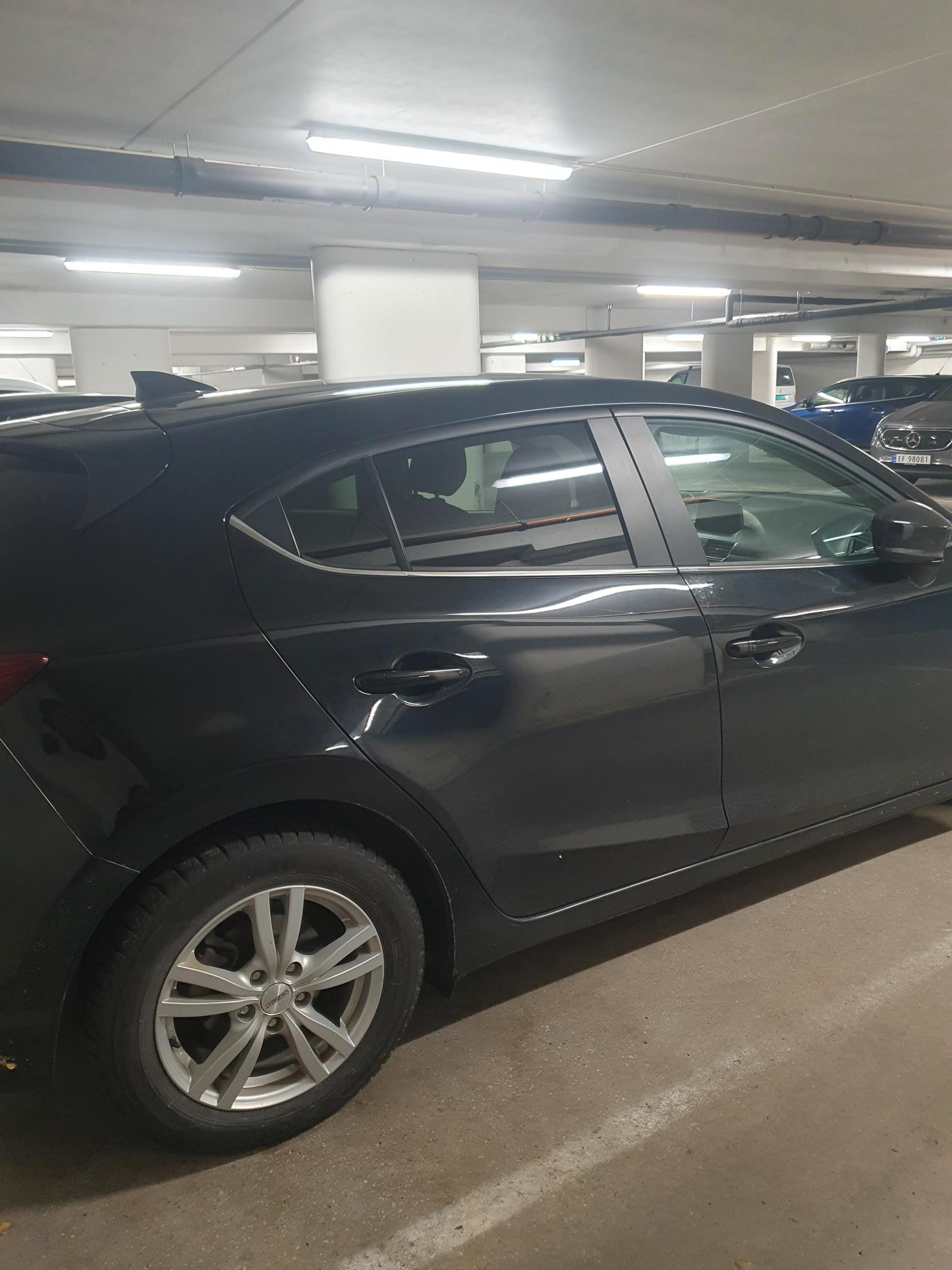 Mazda 3 2.0-120 3