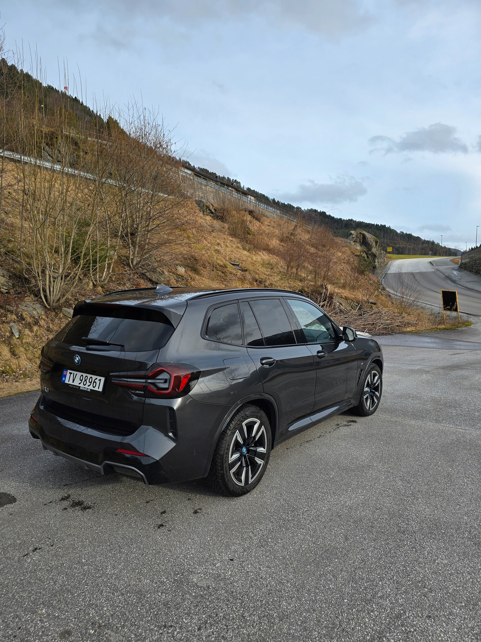 BMW iX3 M Sport Fully Charged (K) 2