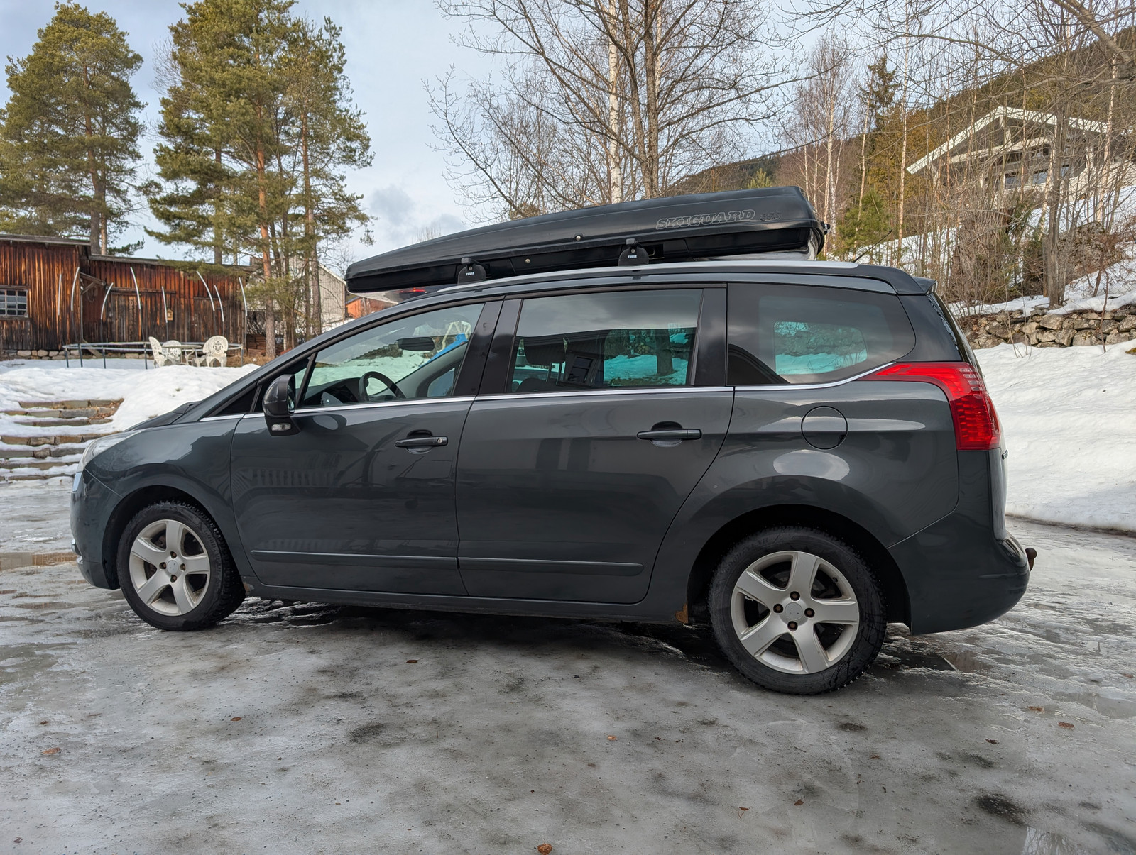 Peugeot 5008 1,6 Premium Pack HDi DPF 112 hk 7s 3