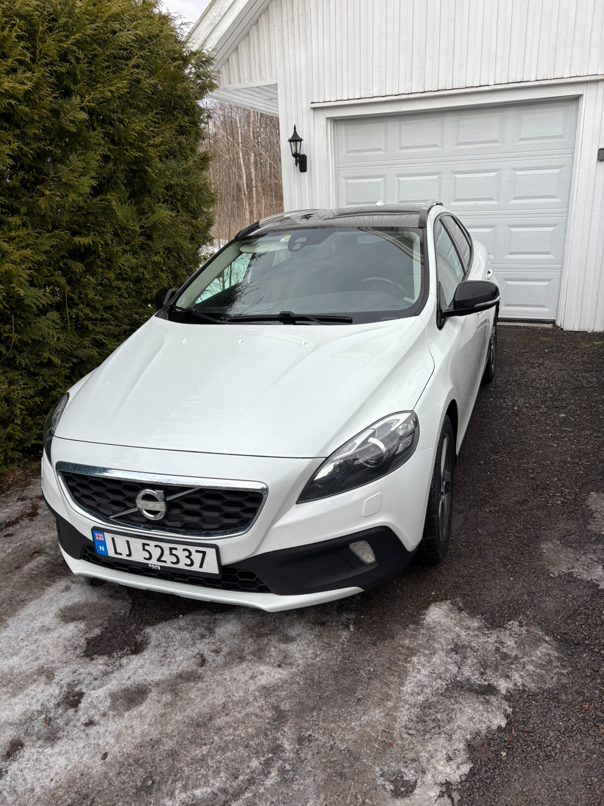 Volvo V40 Cross Country D2 Summum 2