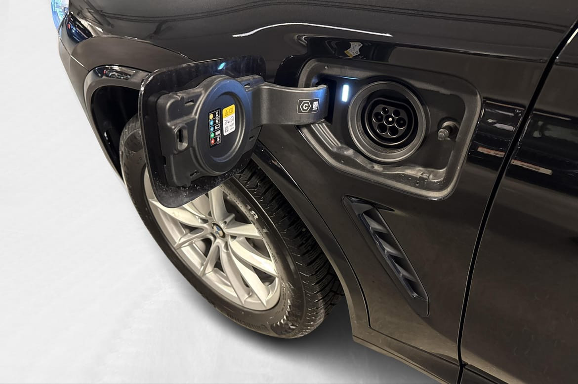 BMW X3 xDrive30e M-Sport, HiFi, HeadUp, Hengerfeste 3
