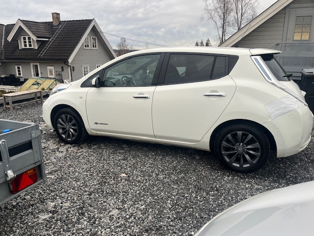 Nissan Leaf Acenta 30kWh