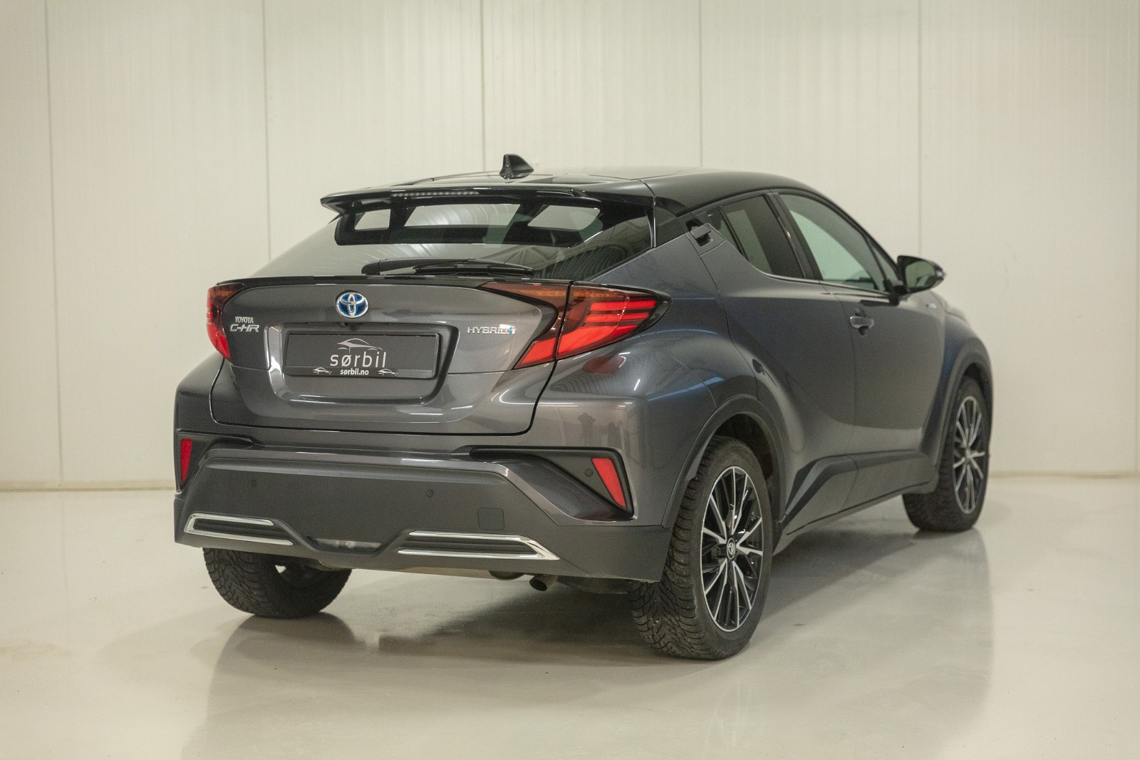 Toyota C-HR 2,0i Hybrid Loung Tech 184hk/Ny service/RELAX garanti/+ 3
