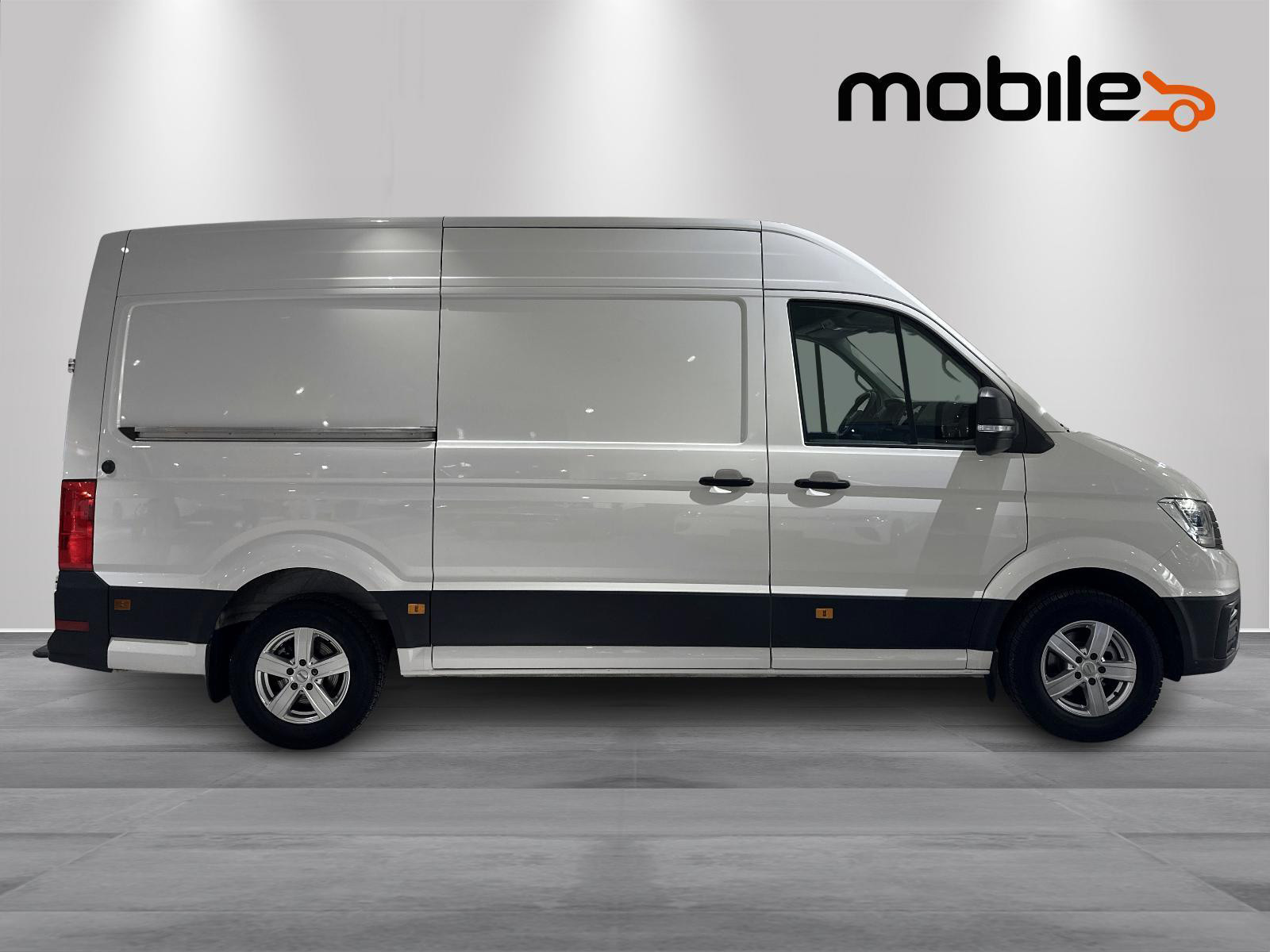 Volkswagen Crafter 35 L3H3 2,0TDI 177hk aut WEBASTO/KAMERA/H.FESTE 2