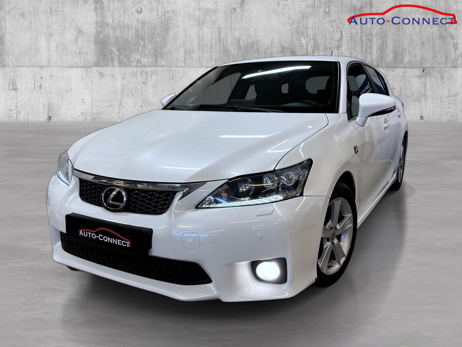 Lexus CT200h 1,8 HYBRID F-SPORT /NAVI/ KAMERA/ LED/ CRUISE/ P.SENSOR