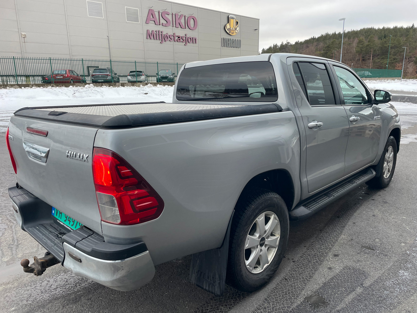 Toyota HiLux 150hk D-Cab 4WD SR HD aut NY service Webasto  Lav km 3