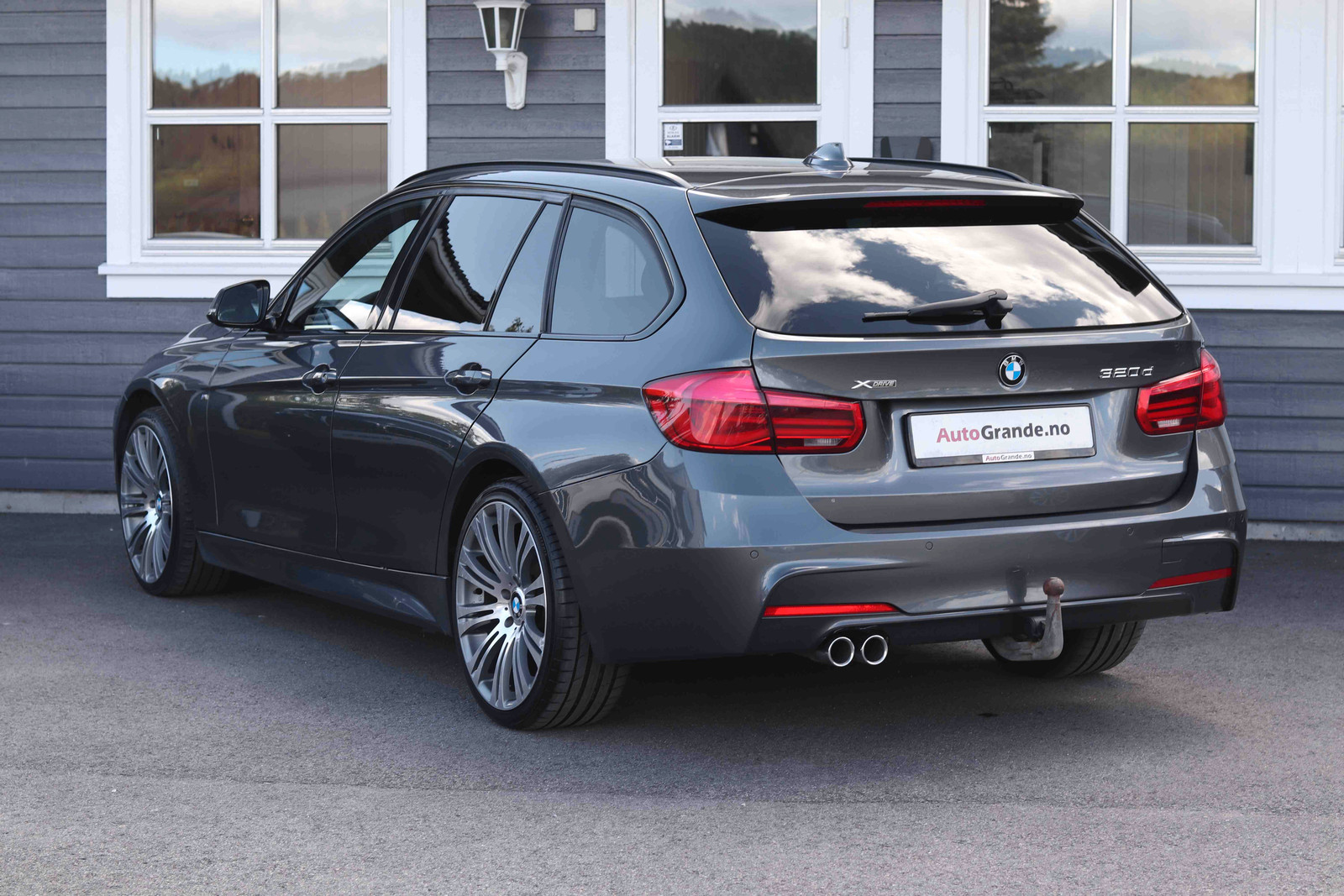 Hovedbilde av BMW 3-serie
