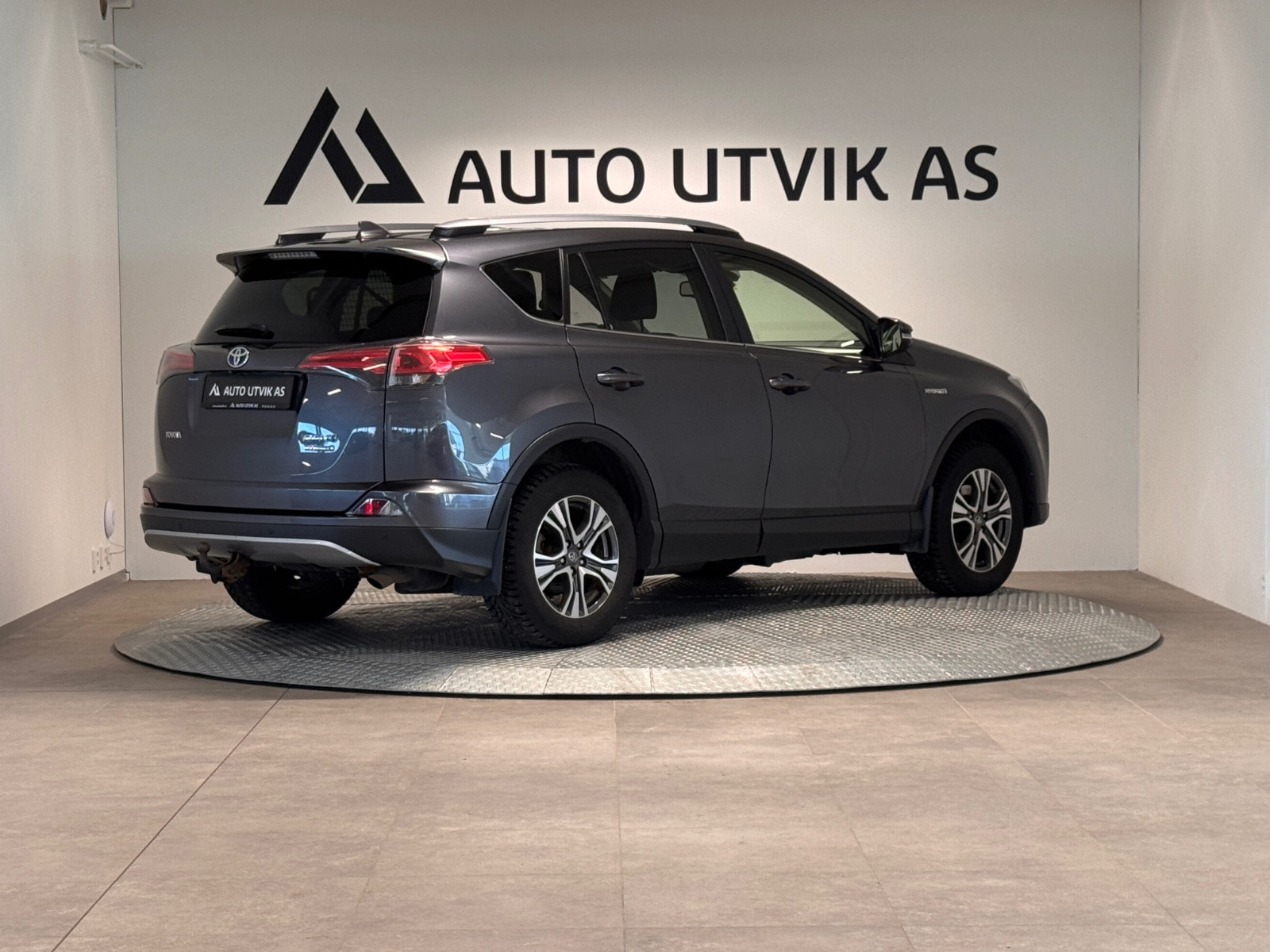 Toyota RAV4 AWD/ Executive/ Navi/ Krok/ Memory seter/ Kamera 3