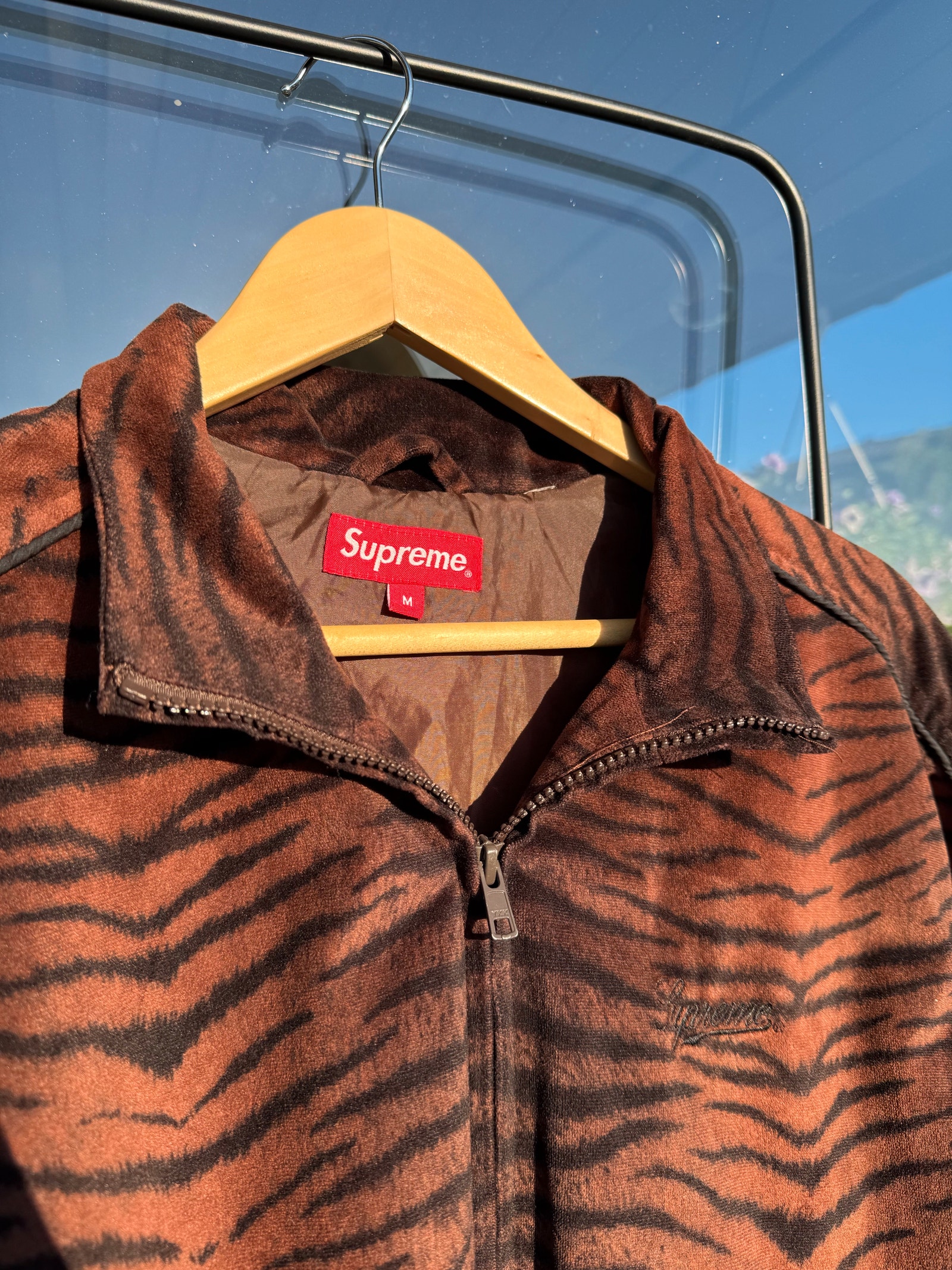 Supreme Tiger Stripe Track Jacket (Medium) | FINN-torget