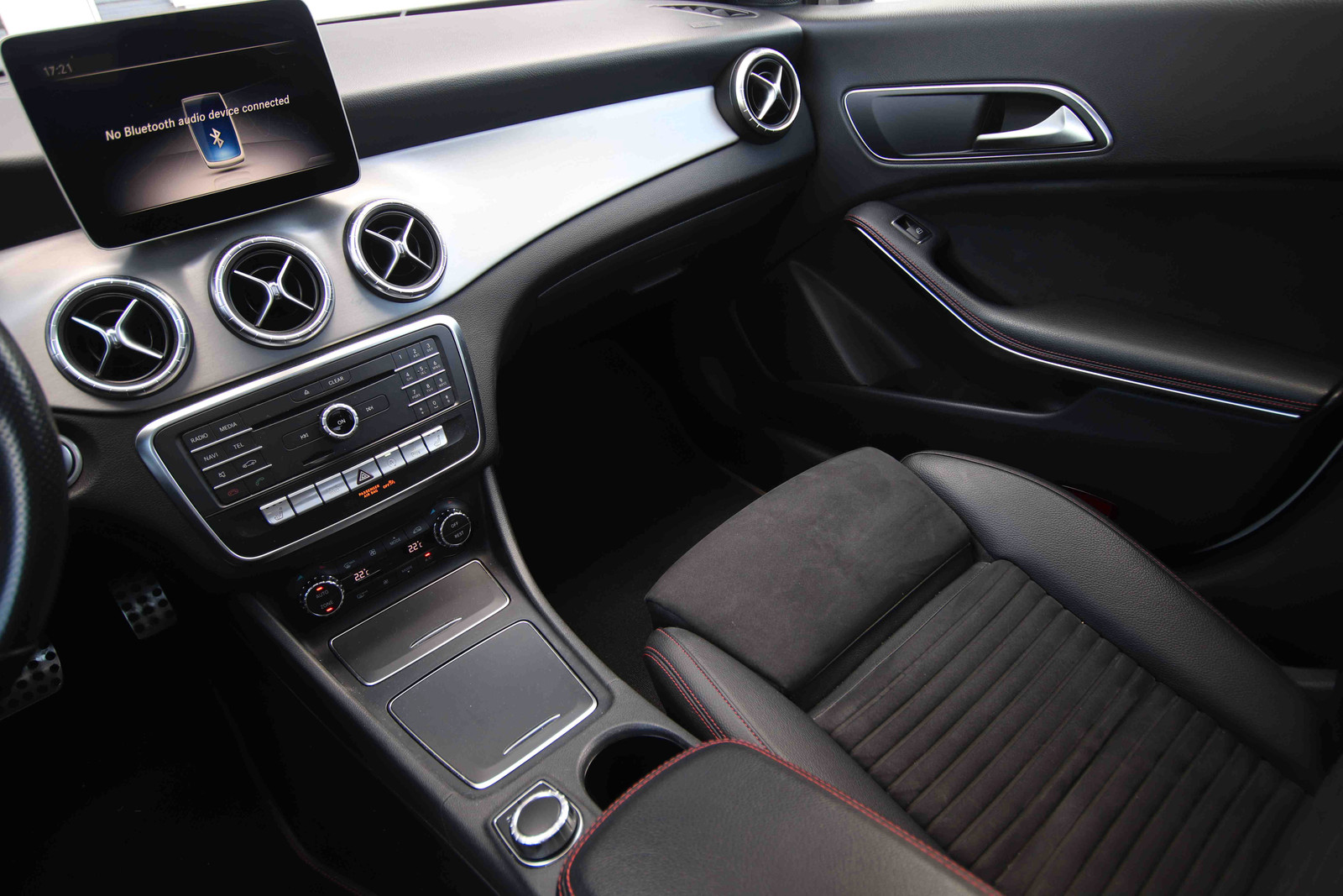 Hovedbilde av Mercedes-Benz CLA